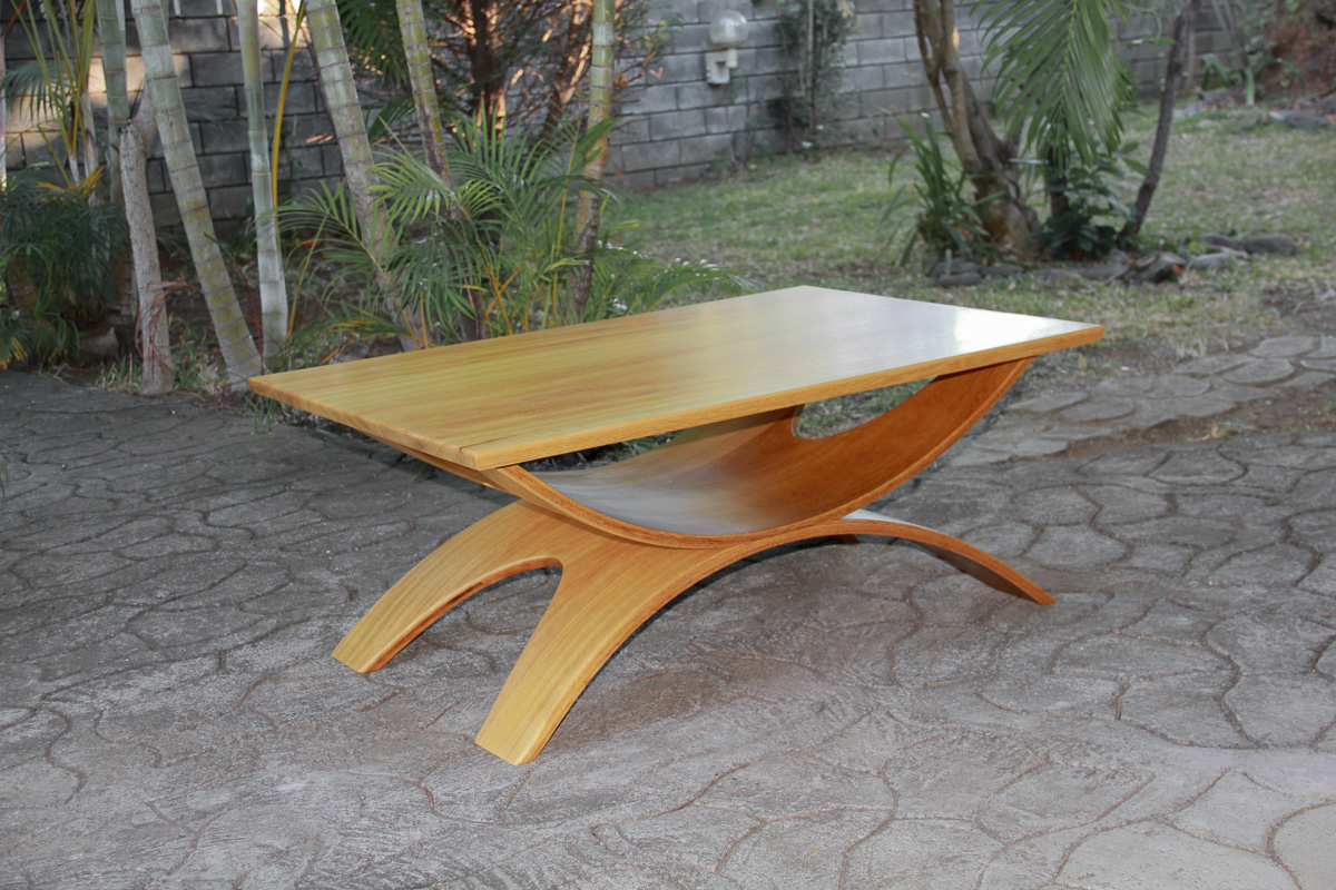 Table basse et sellette en iroko