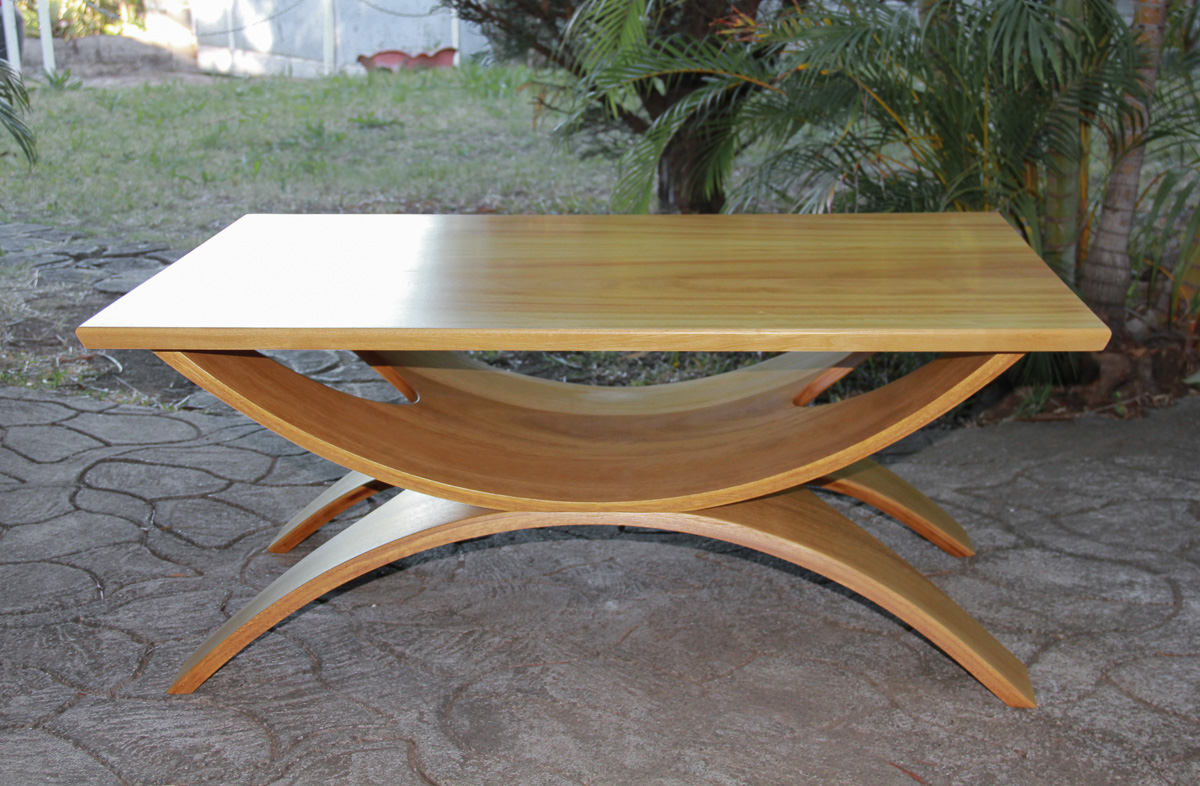 Table basse et sellette en iroko