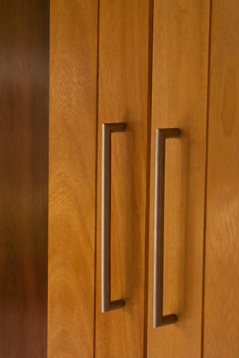 Dressing en iroko et palissandre de Madagascar