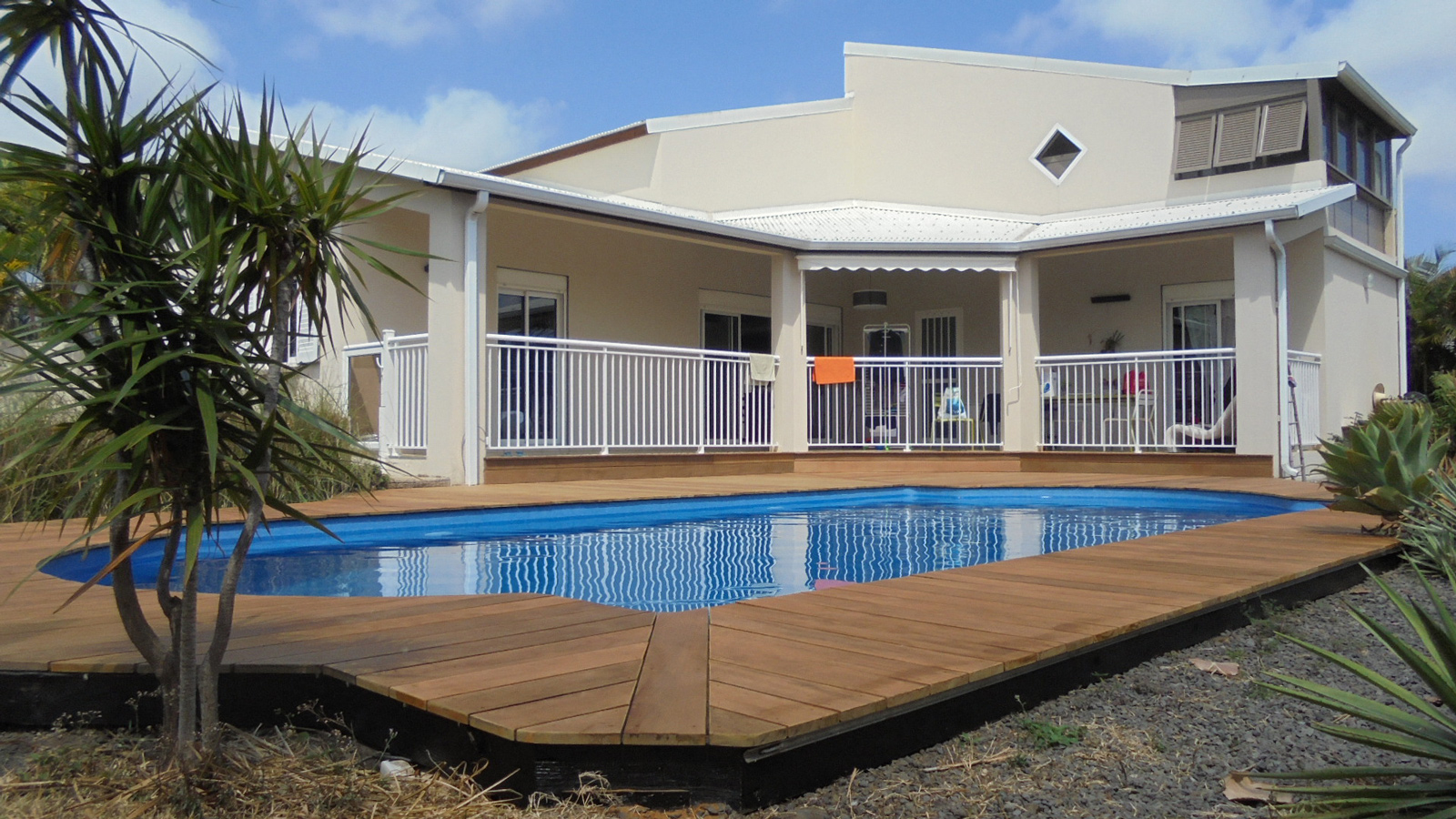 Terrasse de piscine