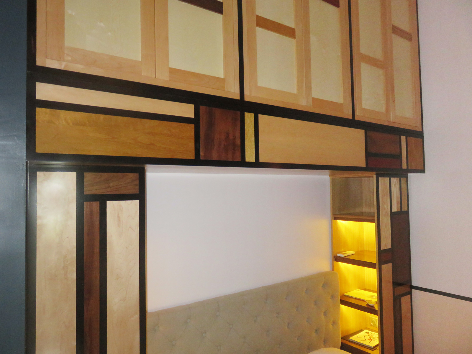 Placard de chambre façon Mondrian